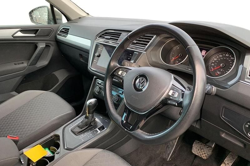 Used VW Tiguan SE 150 HP (110 kW) 2018 Beige SUV