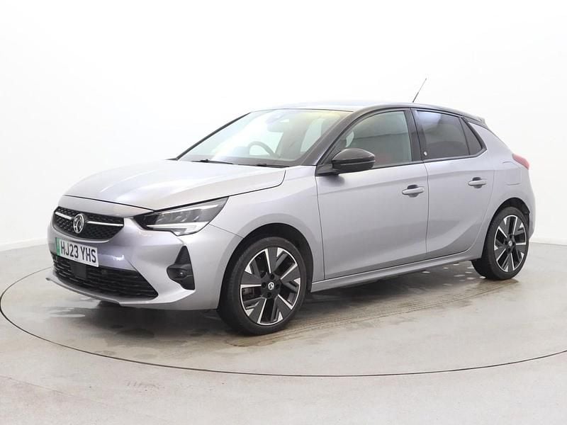Usado Vauxhall Corsa-e 100 kW (136 HP) 2023 Cinzento Citadino