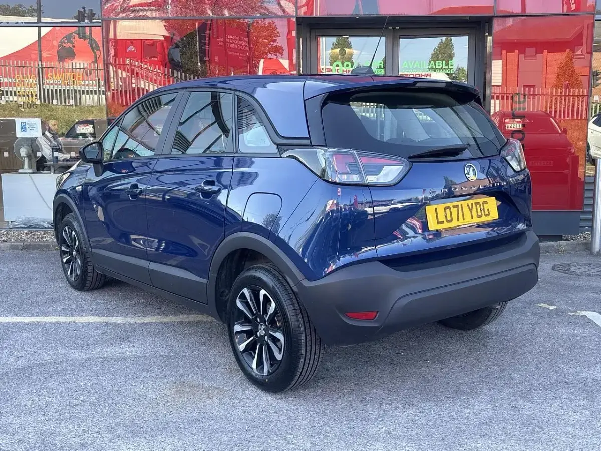 Used Vauxhall Crossland Edition 108 HP (79 kW) 2022 Blue SUV