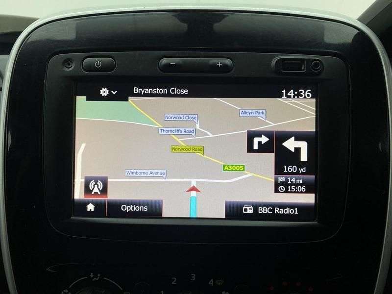 Used Renault Trafic 2019 Black MPV