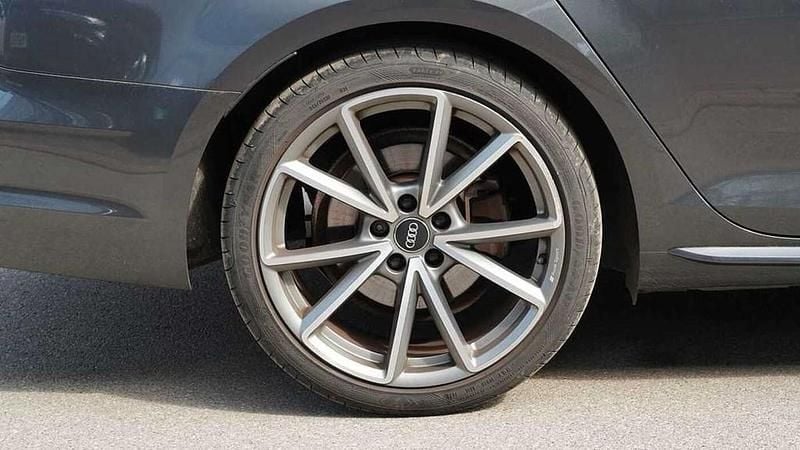Used Audi A4 S-Line 147 HP (108 kW) 2019 Grey Estate