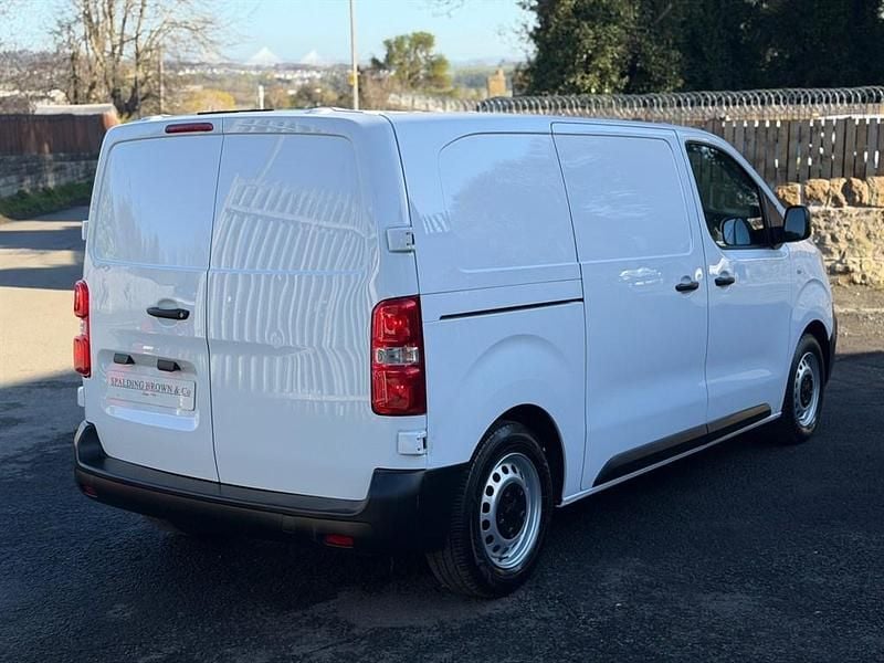 Used Peugeot Expert Premium 100 HP (73 kW) 2022 White Van