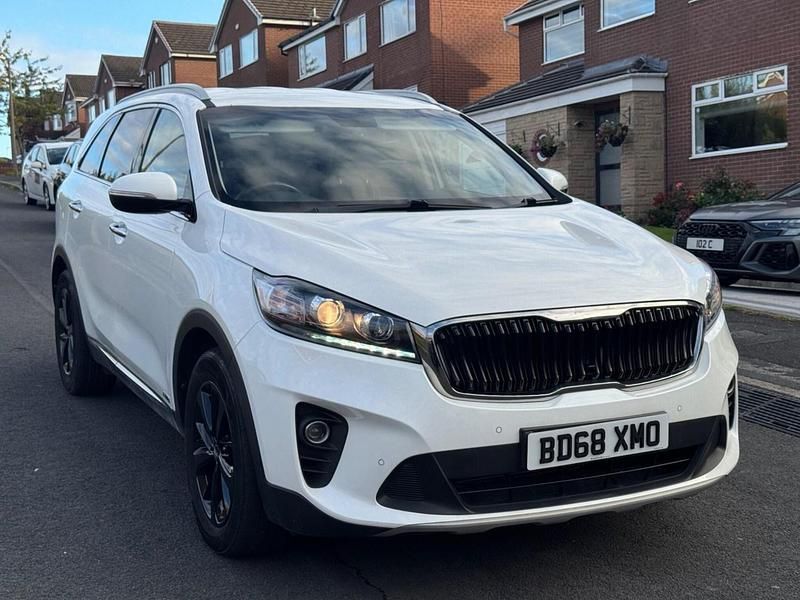 White Used 2018 Kia Sorento SUV | £14,990 (Super price) - Image 1/4
