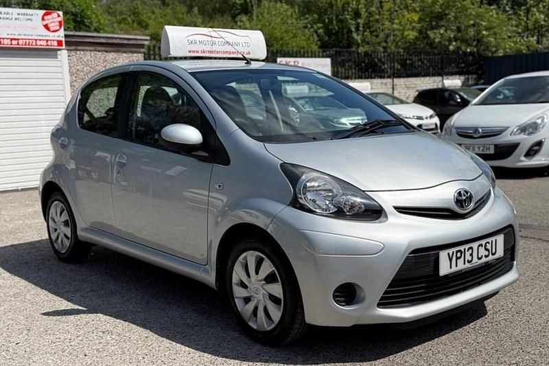 Silver Used 2013 Toyota Aygo Hatchback | £4,295 (Fair price) - Image 1/1