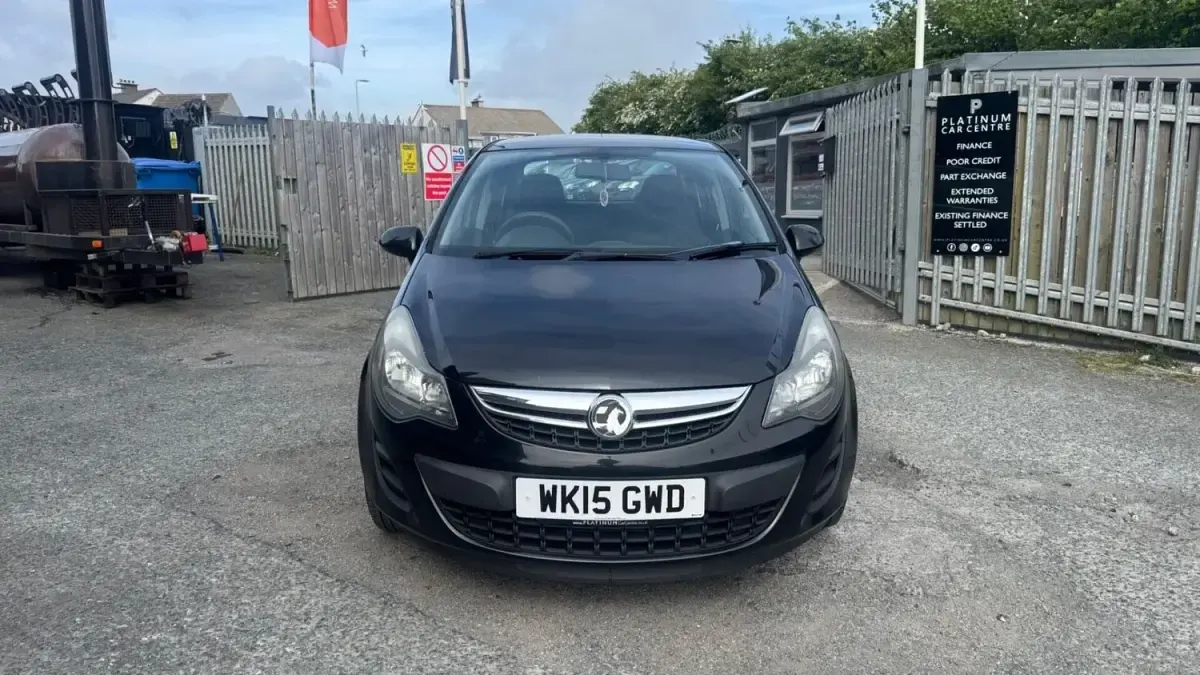 Second-hand Vauxhall Corsa Design Edition 2021 Negru Hatchback