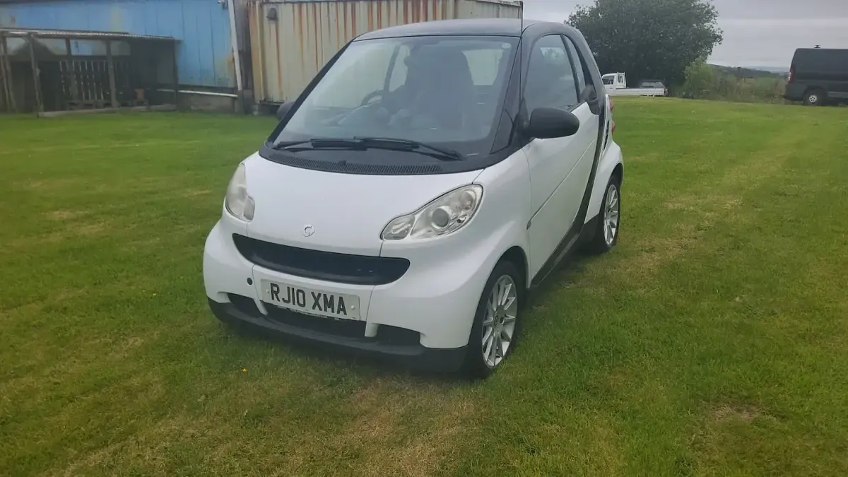 Used Smart ForTwo Coupé Passion 2010 White Coupe