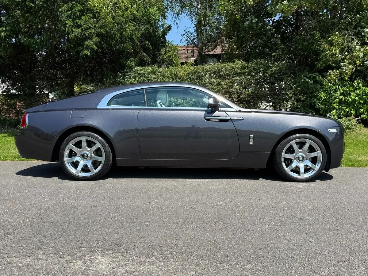 Used Rolls Royce Wraith 632 HP (464 kW) 2014 Grey Coupe