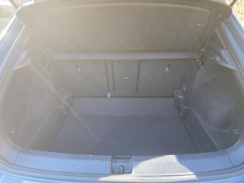 Used VW T-Roc R-line 150 HP (110 kW) 2022 Blue SUV