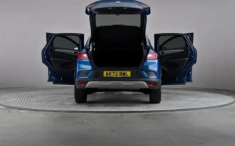 Used Renault Arkana Version S 143 HP (105 kW) 2022 Blue SUV