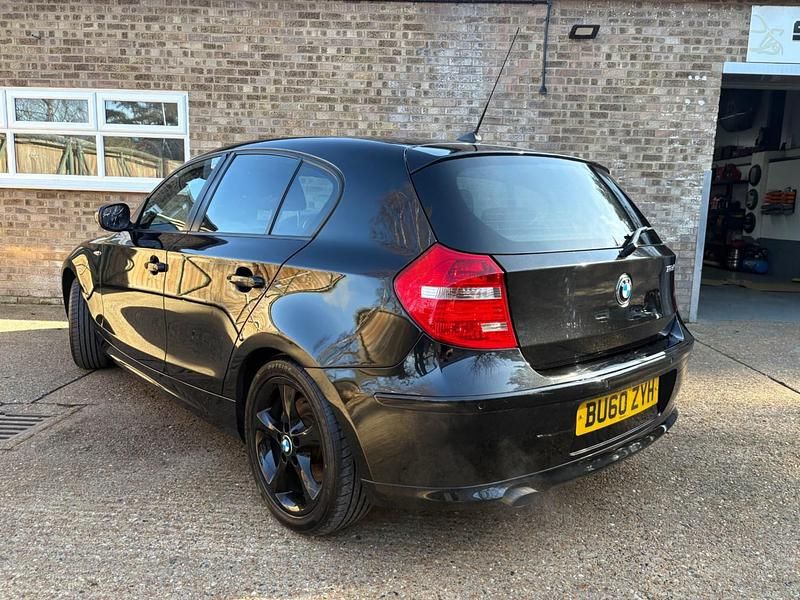 Used BMW 118 Sport Line 2010 Black Hatchback