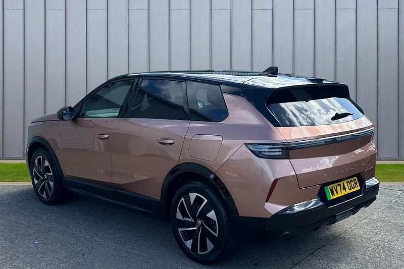 Second-hand Vauxhall Grandland 154 kW (210 CP) 2024 Maro SUV