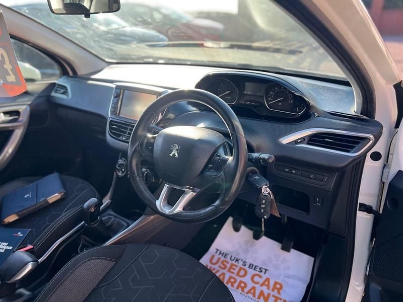 Used Peugeot 2008 Active 2017 White SUV