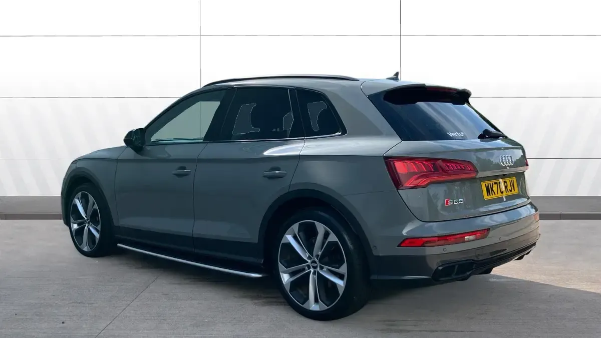 Used Audi Q5 Advanced 347 HP (255 kW) 2020 Grey SUV