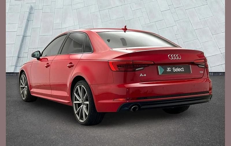 Used Audi A4 Sport 190 HP (139 kW) 2017 Red Sedan