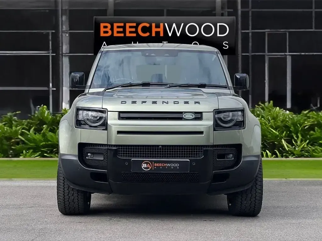 Usado Land Rover Defender HSE 300 HP (220 kW) 2022 Verde SUV