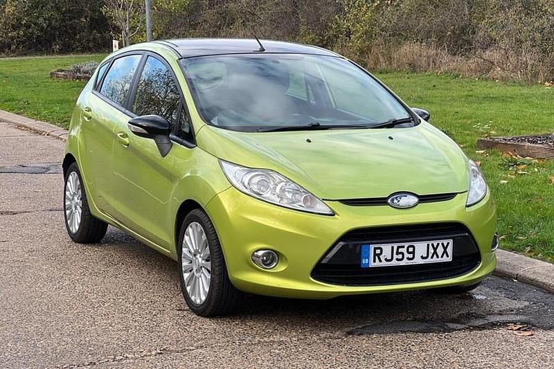 Green Used 2009 Ford Fiesta Zetec Hatchback | £1,799 (Fair price) - Image 1/1