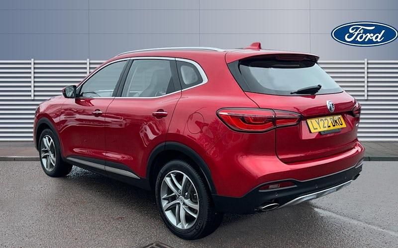 Used MG HS Exclusive 162 HP (119 kW) 2022 Red SUV