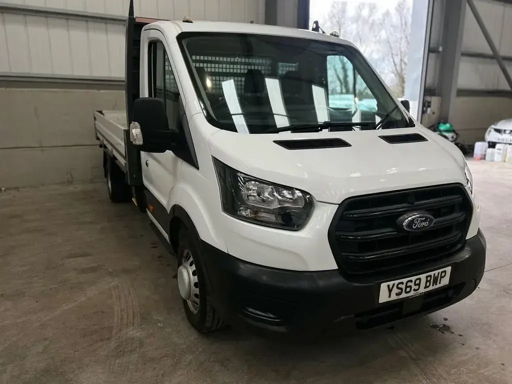 Used Ford Transit 130 HP (95 kW) 2019 White Cabriolet