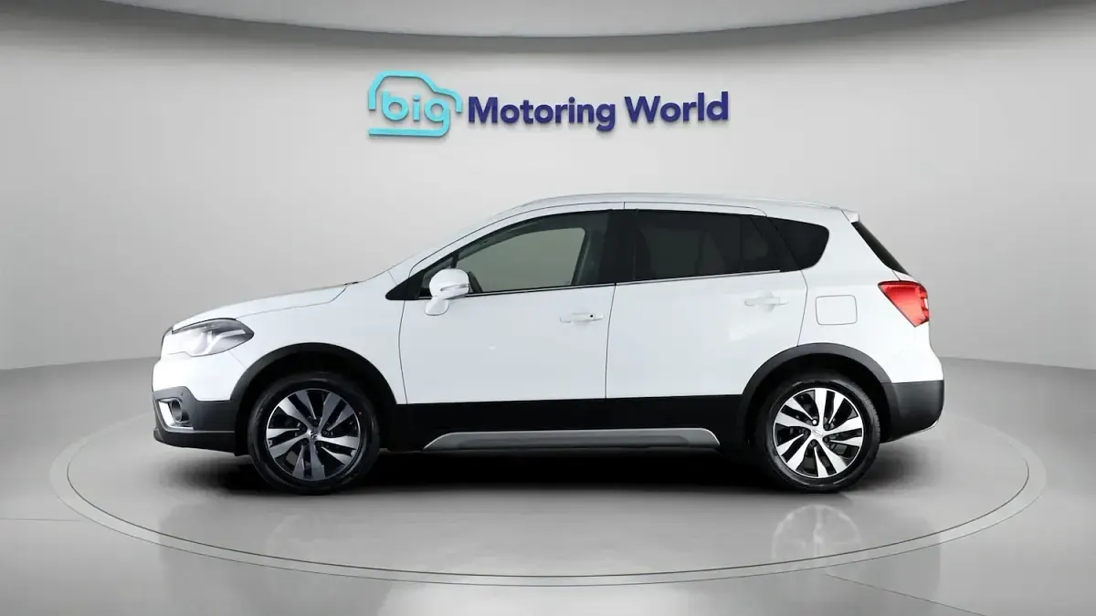 Used Suzuki SX4 S-Cross SZ-T 2021 White SUV