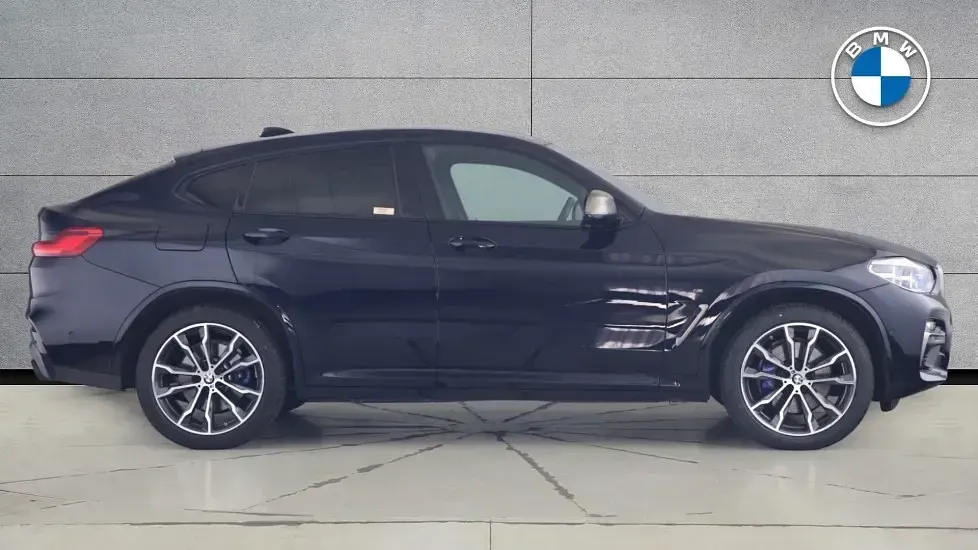 Usado BMW X4 M Sport 349 HP (256 kW) 2020 Preto SUV