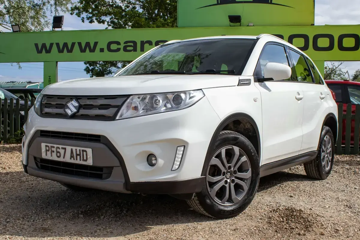 Used Suzuki Vitara SZ4 120 HP (88 kW) 2017 White SUV