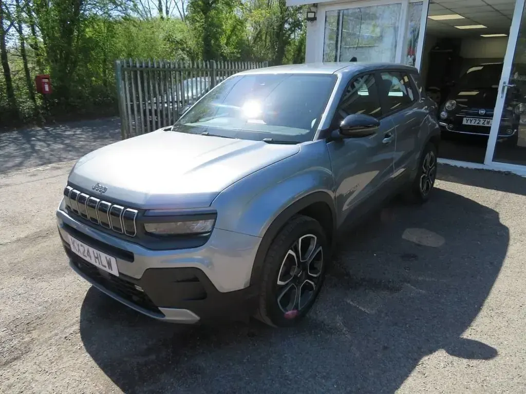 Usado Jeep Avenger Altitude 100 HP (73 kW) 2024 Cinzento SUV