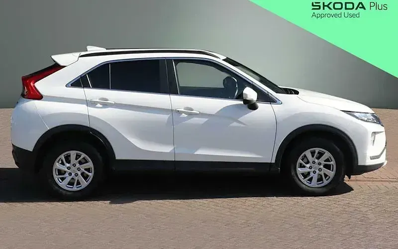 Used Mitsubishi Eclipse Cross 163 HP (119 kW) 2018 White SUV