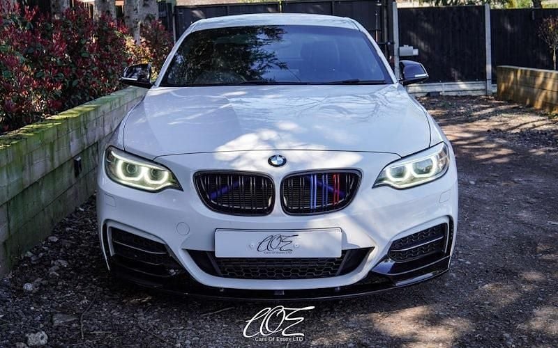 Used BMW M235 326 HP (239 kW) 2015 White Coupe