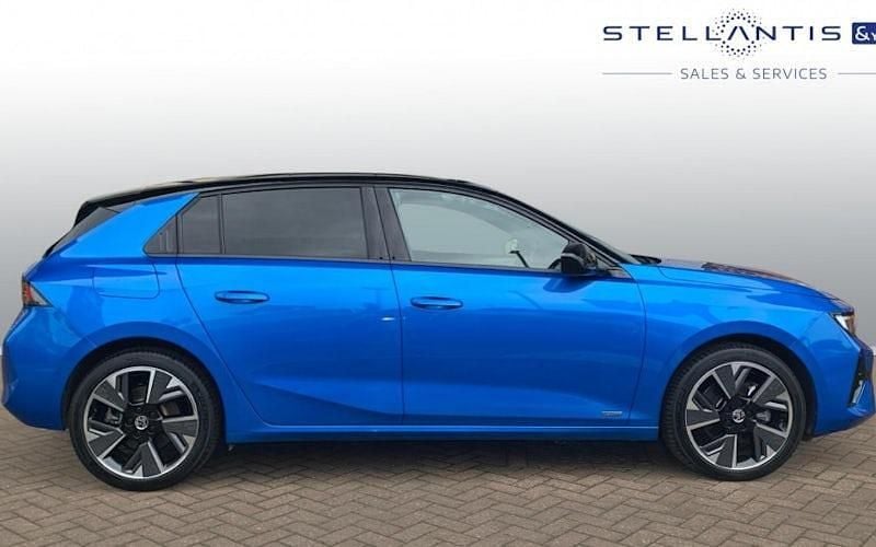 Used Vauxhall Astra Ultimate 114 kW (156 HP) 2025 Hatchback