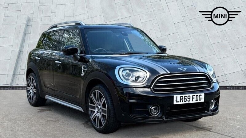 Black Used 2019 Mini Cooper Countryman Exclusive SUV | £19,306 (Fair price) - Image 1/4