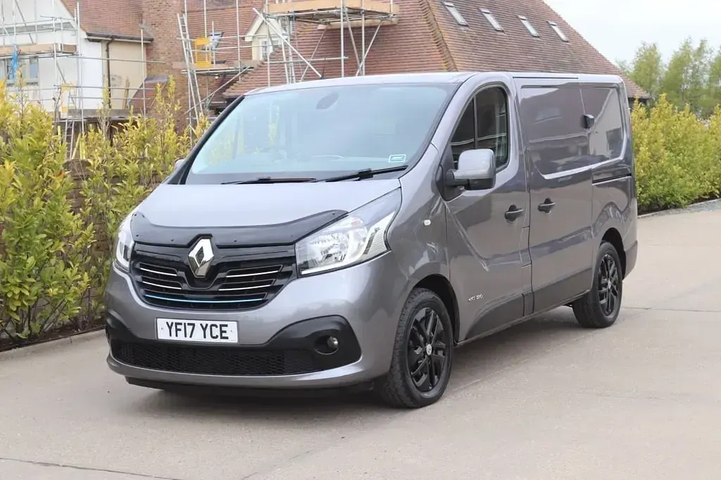 Second-hand Renault Trafic 2017 Gri Monovolum