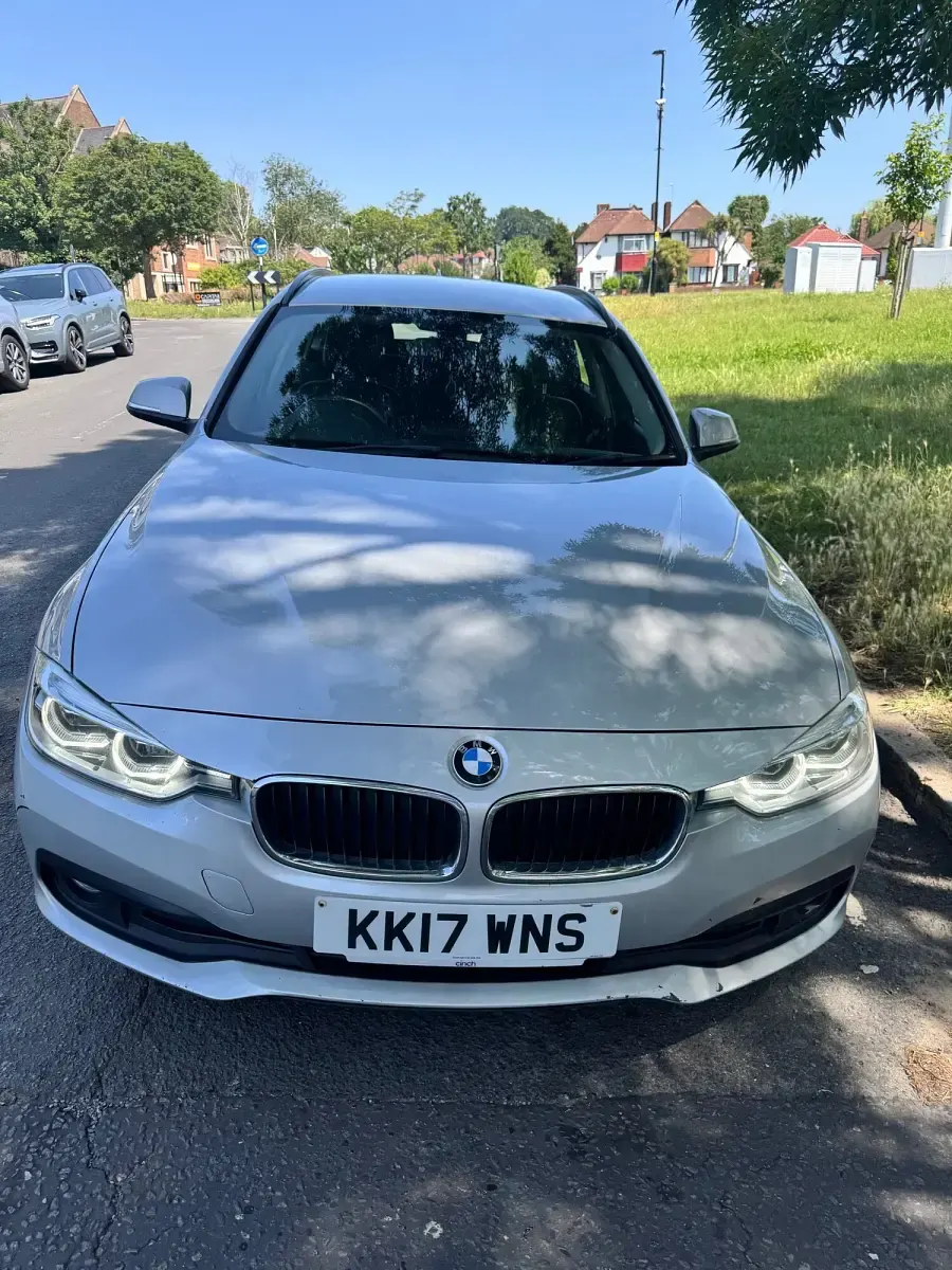 Used BMW 320 Efficient Dynamics 2017 Silver Estate
