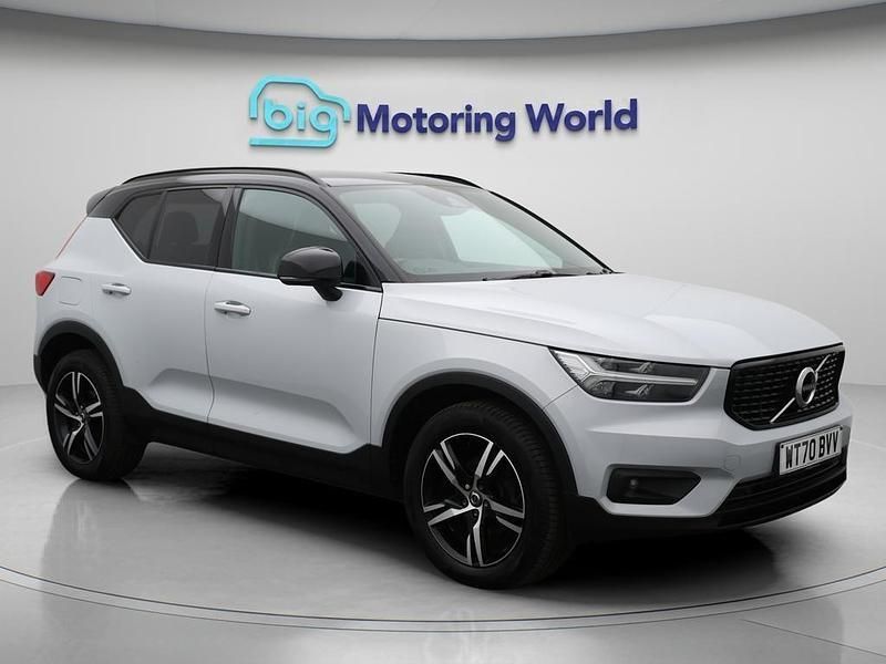 Silver Used 2020 Volvo XC40 R-Design SUV | £15,725 (Fair price) - Image 1/4