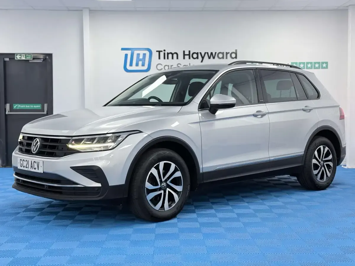 Used VW Tiguan Active 150 HP (110 kW) 2021 Silver SUV