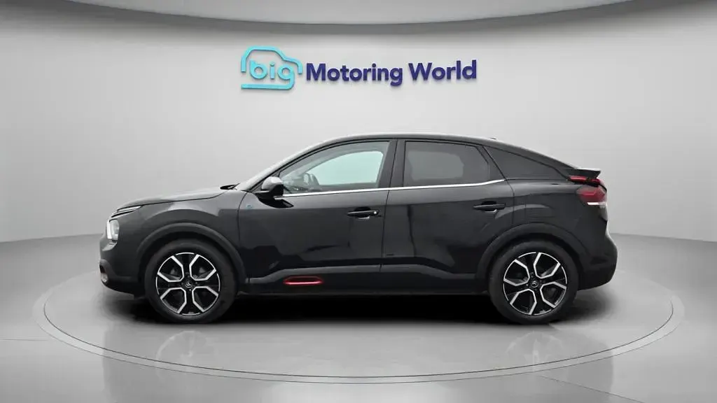 Used Citroën e-C4 Shine 100 kW (136 HP) 2022 Hatchback