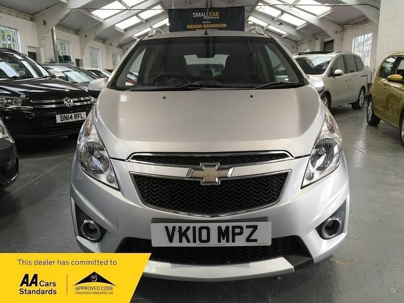 Used Chevrolet Spark LT 81 HP (59 kW) 2010 Silver Hatchback