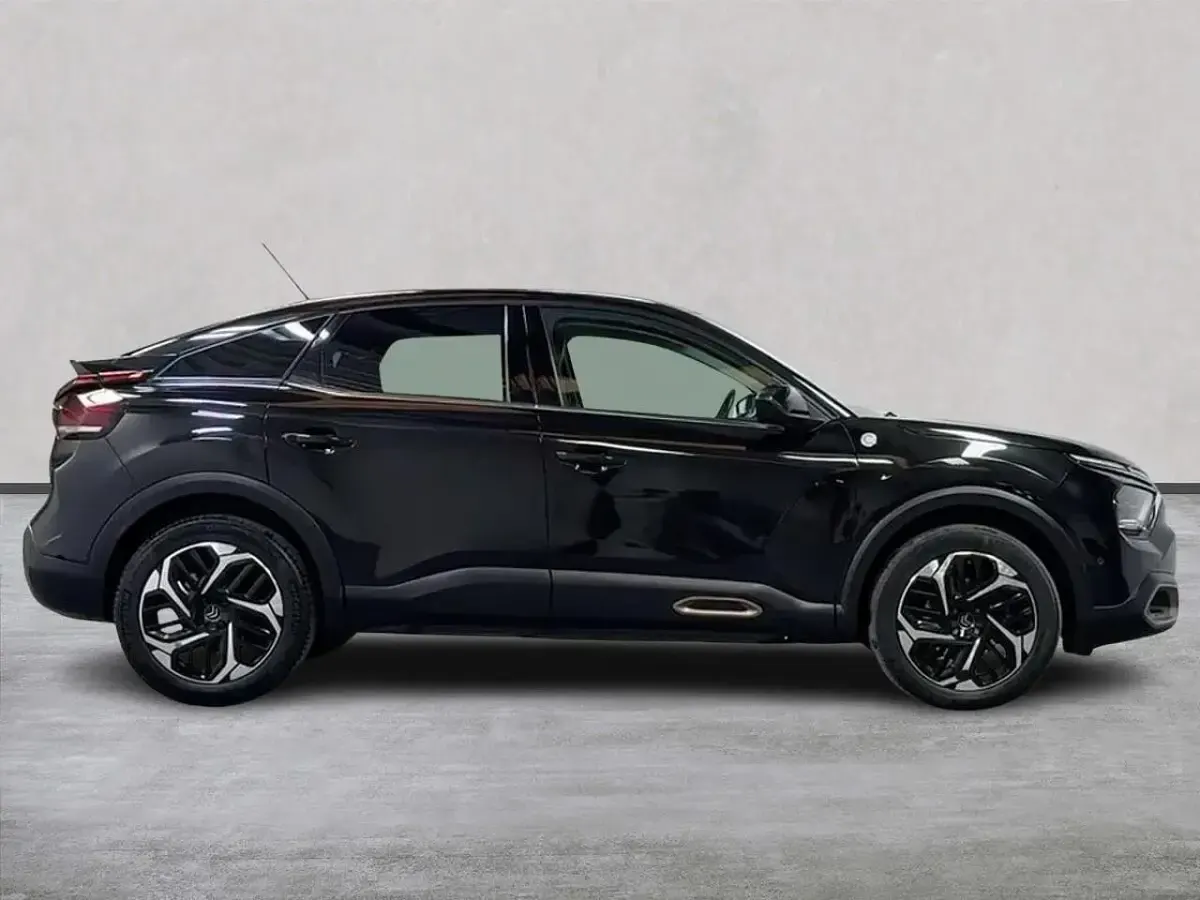 Gebraucht Citroën C4 PureTech 127 PS (93 kW) 2022 Schwarz Kleinwagen