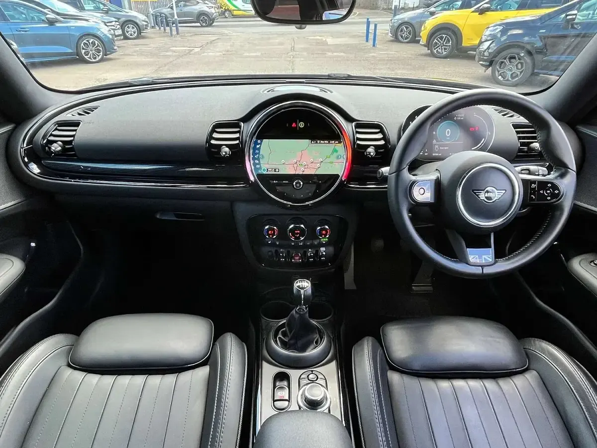 Used Mini Cooper S Clubman Exclusive 189 HP (139 kW) 2021 Black Estate