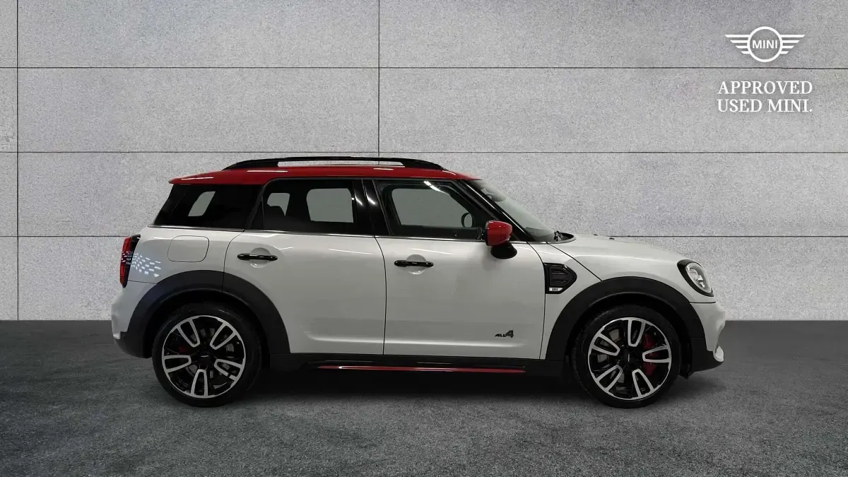 Używany Mini John Cooper Works Countryman 302 KM (222 kW) 2020 Srebrny SUV