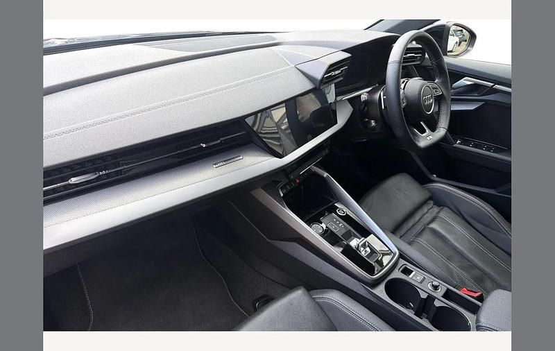 Used Audi A3 Black Edition 150 HP (110 kW) 2024 Blue Hatchback