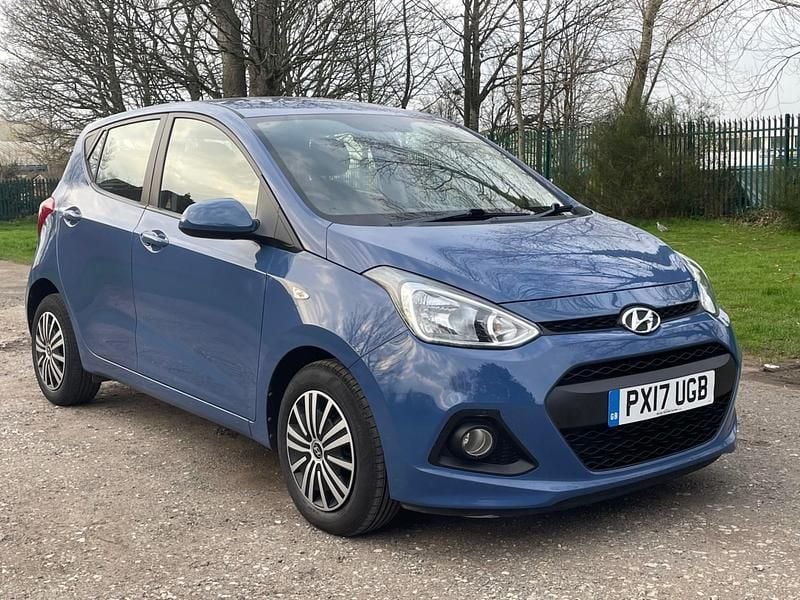 Used Hyundai i10 SE 83 HP (61 kW) 2017 Blue Hatchback