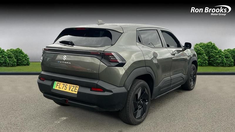 Gebraucht Suzuki Vitara 135 kW (184 PS) 2025 Grün SUV