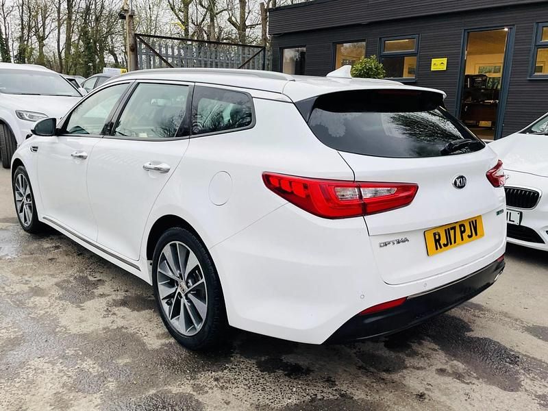 Used Kia Optima 141 HP (103 kW) 2017 White Estate