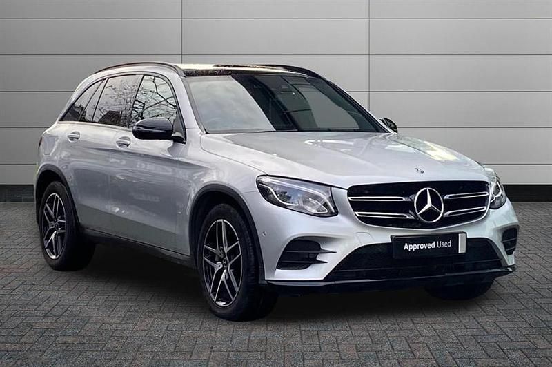Used Mercedes GLC250 AMG 211 HP (155 kW) 2019 Iridium silver Estate