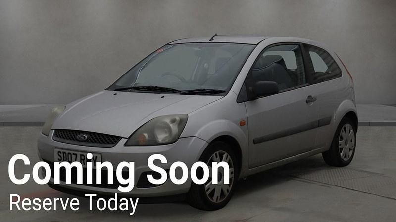 Used Ford Fiesta Style 2007 Silver Hatchback