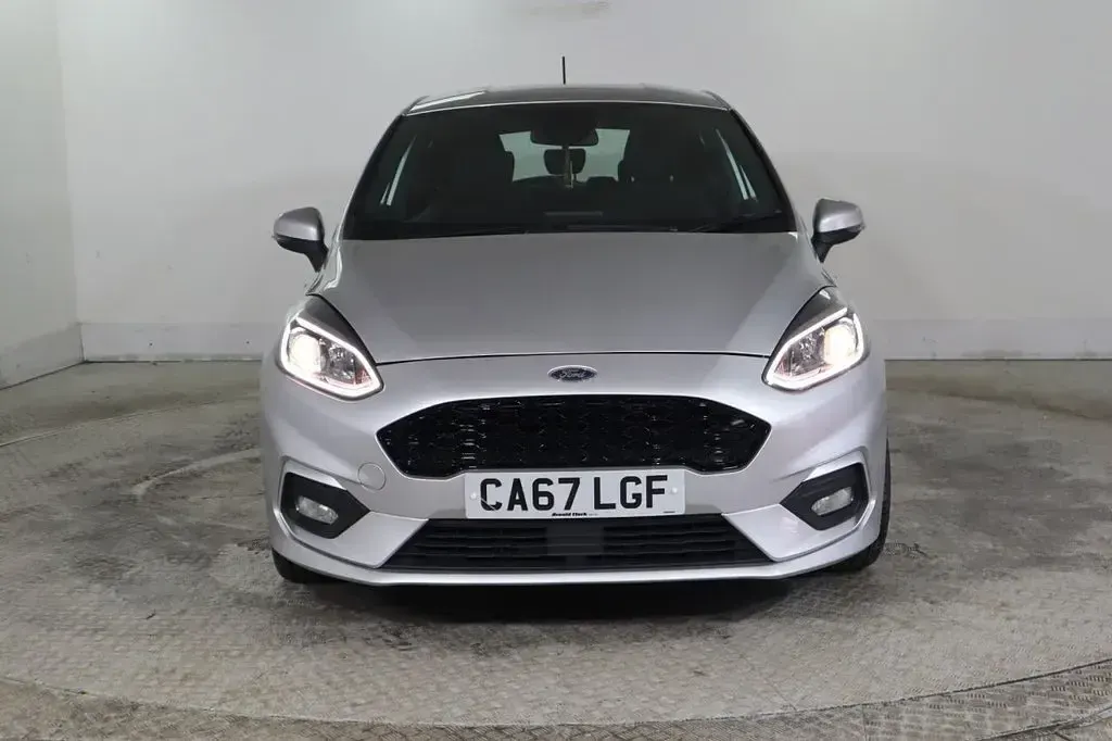 Used Ford Fiesta ST-Line 100 HP (73 kW) 2018 Silver Hatchback