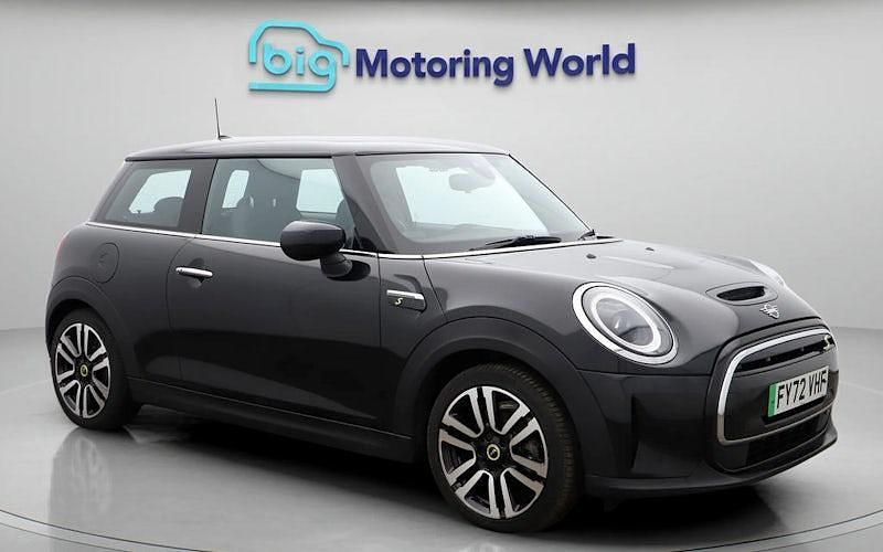 Used Mini Cooper Level 2 135 kW (184 HP) 2023 Hatchback