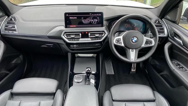 Używany BMW X3 M Sport 187 KM (137 kW) 2022 Biały SUV