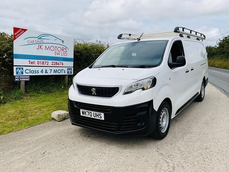 White Used 2020 Peugeot Expert Van | £10,495 (Fair price) - Image 1/4