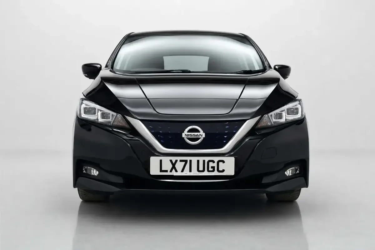 Used Nissan Leaf Tekna 110 kW (150 HP) 2021 Black Hatchback